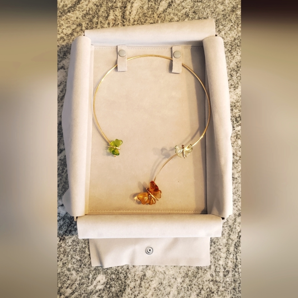 Lalique Papillon choker with 3 crystal butterflies in original box. Gold plated.